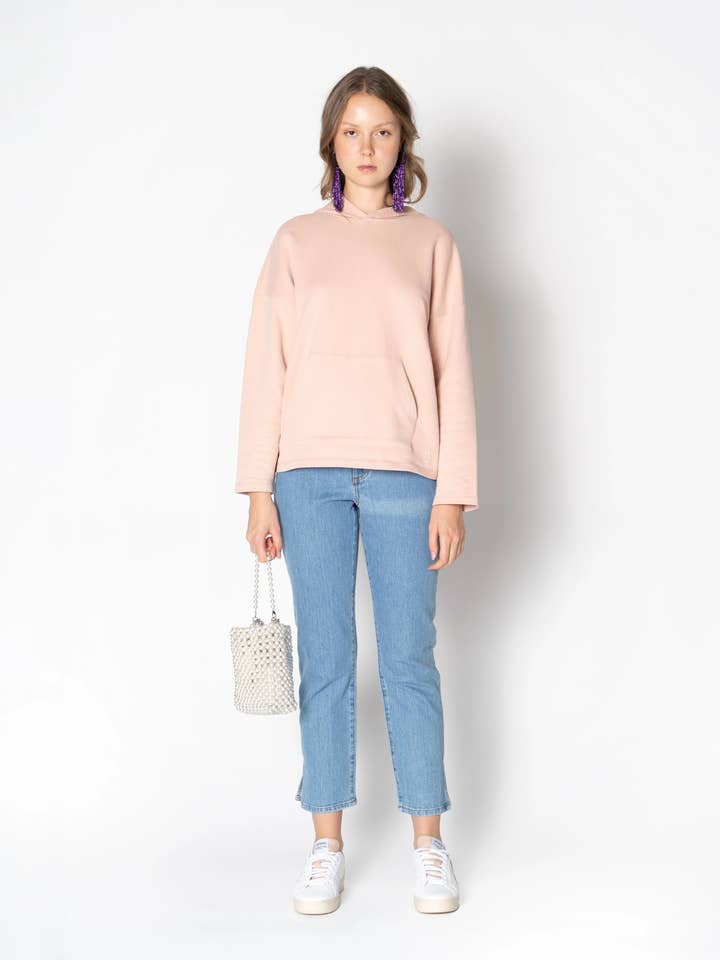 Sweat à capuche avec épaules tombantes et poche kangourou pour la vente par NU-IN