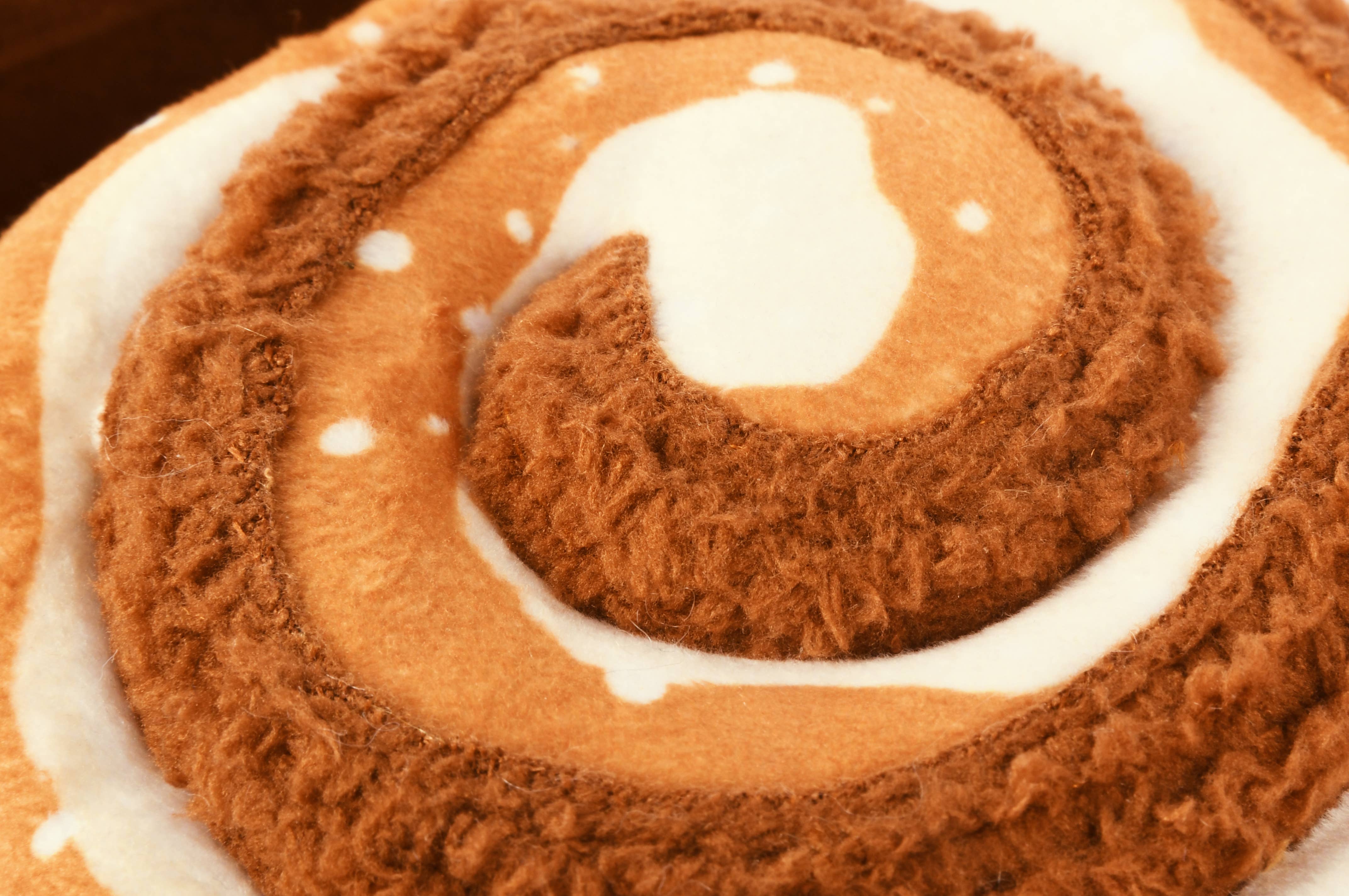 P.L.A.Y. Pet Lifestyle and You - Vente Peluche – chien - Pup Cup Café - Cinnabone4