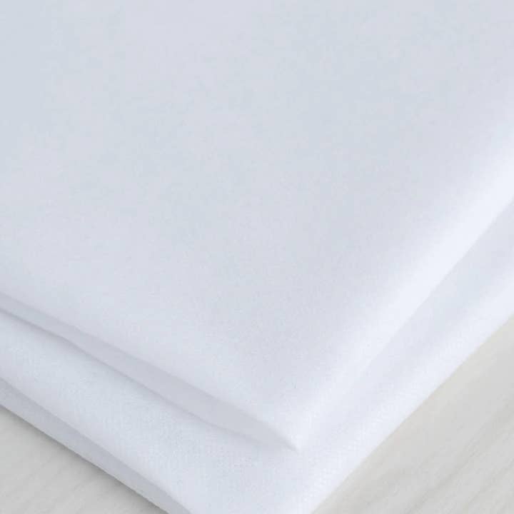 WeBaG N WeCoveR - Venta al por mayor Material para manualidades - Interfaz de malla de polipropileno blanco no tejida de 58 pulgadas de ancho1