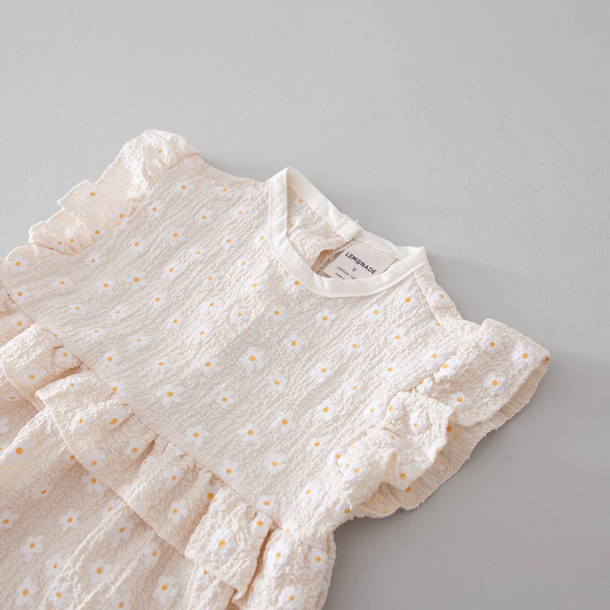 peekaboo – Conjunto de roupa - Bebé por atacado – Bodysuit de mangas curtas com estampa margarida para bebê2