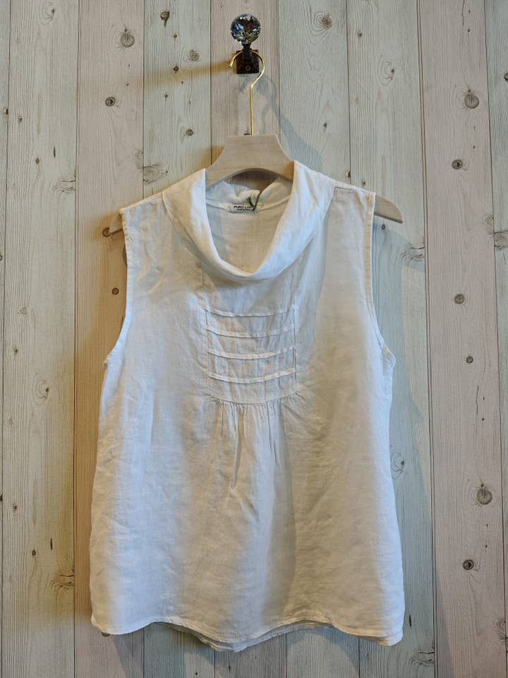 Linen & More - Wholesale Blouse - Women's - REF 17683 SLEEVELESS BOAT NECK BLOUSE 100% LINEN