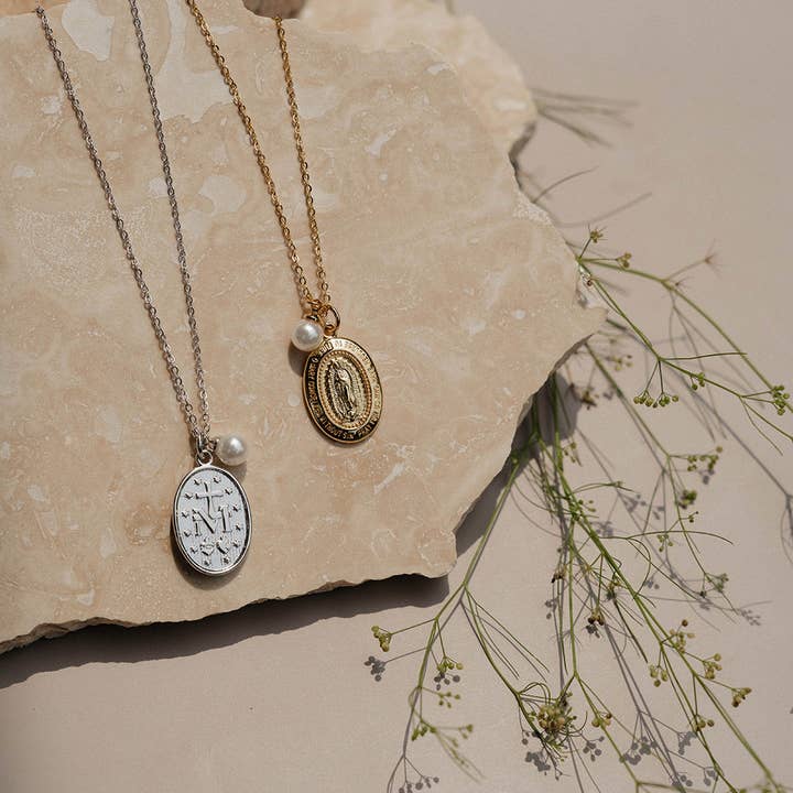 Darling & Divine Jewelry - Wholesale Pendant/Charm Necklace - Miraculous Medal Necklace - Catholic Mary Necklace, Gift