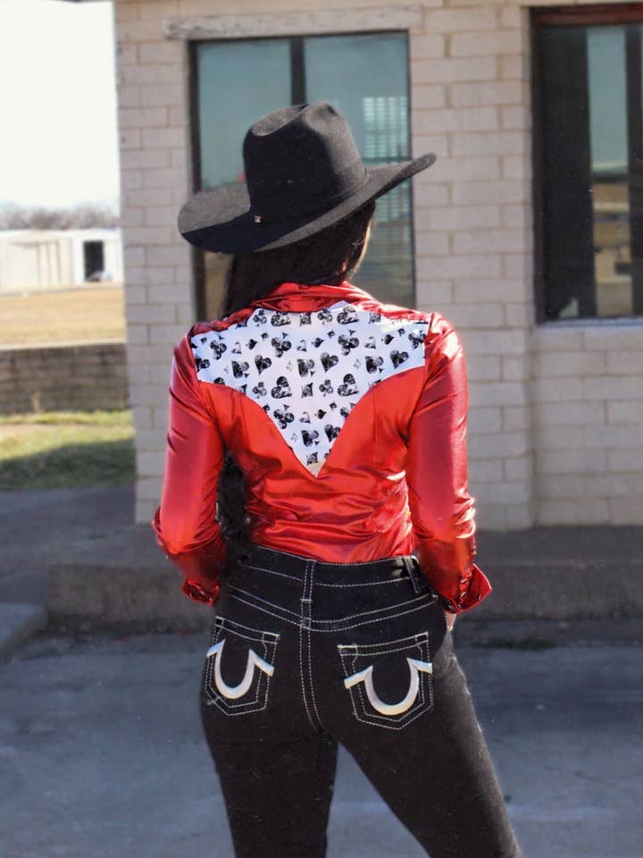 Camicia da rodeo a scatto perlato metallizzato rosso rubino ad alta posta per la vendita all'ingrosso da parte di Neon Spur LLC