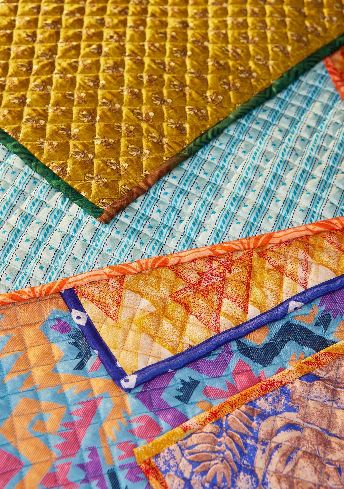 Namaste – wholesale Placemat – Recycled Sari Placemat3