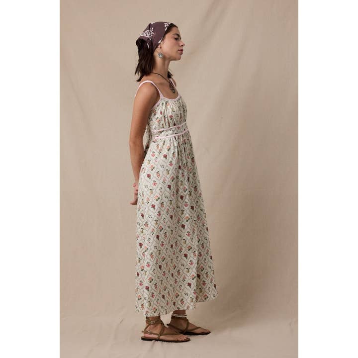 CREAM COMBO FLORAL SLEEVELESS MIDI DRESS / WL25-11629 for wholesale on Faire1