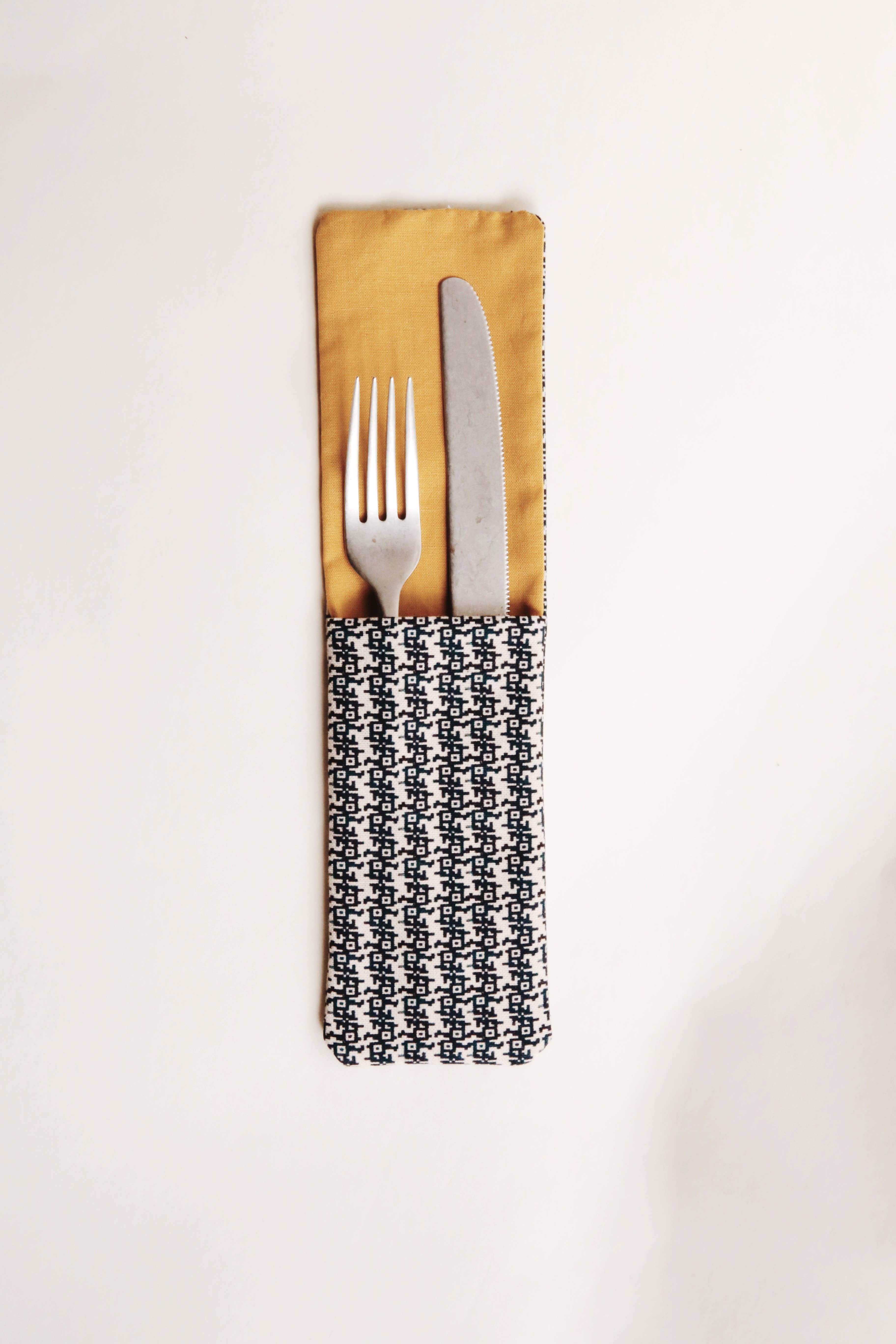Nyra Design - Wholesale Table Runner - Bo Cutlery Table Set Design 035