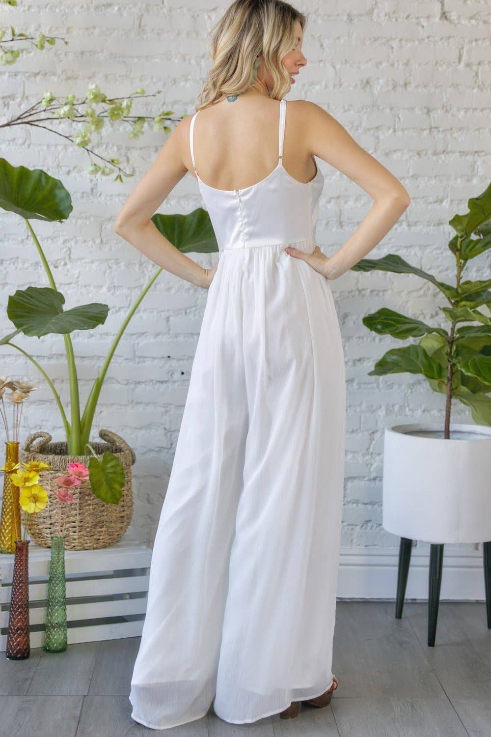 Hers & Mine - Vendita all'ingrosso Tuta intera - Donna - IN RASO A CONTRASTO CON LA TUA TUTA IN CHIFFON5