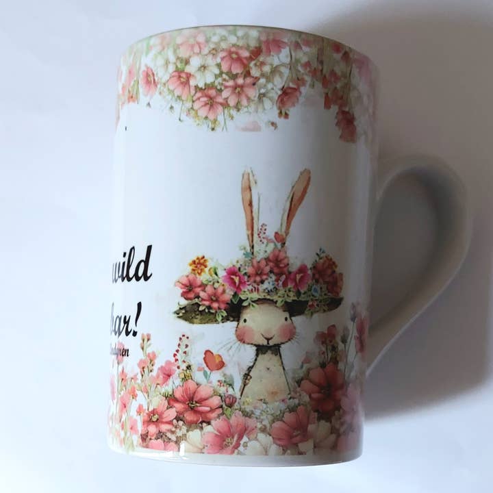 Ceramic mug with fine lady! Be cheeky and wild....! for wholesale by Meisie Berlin