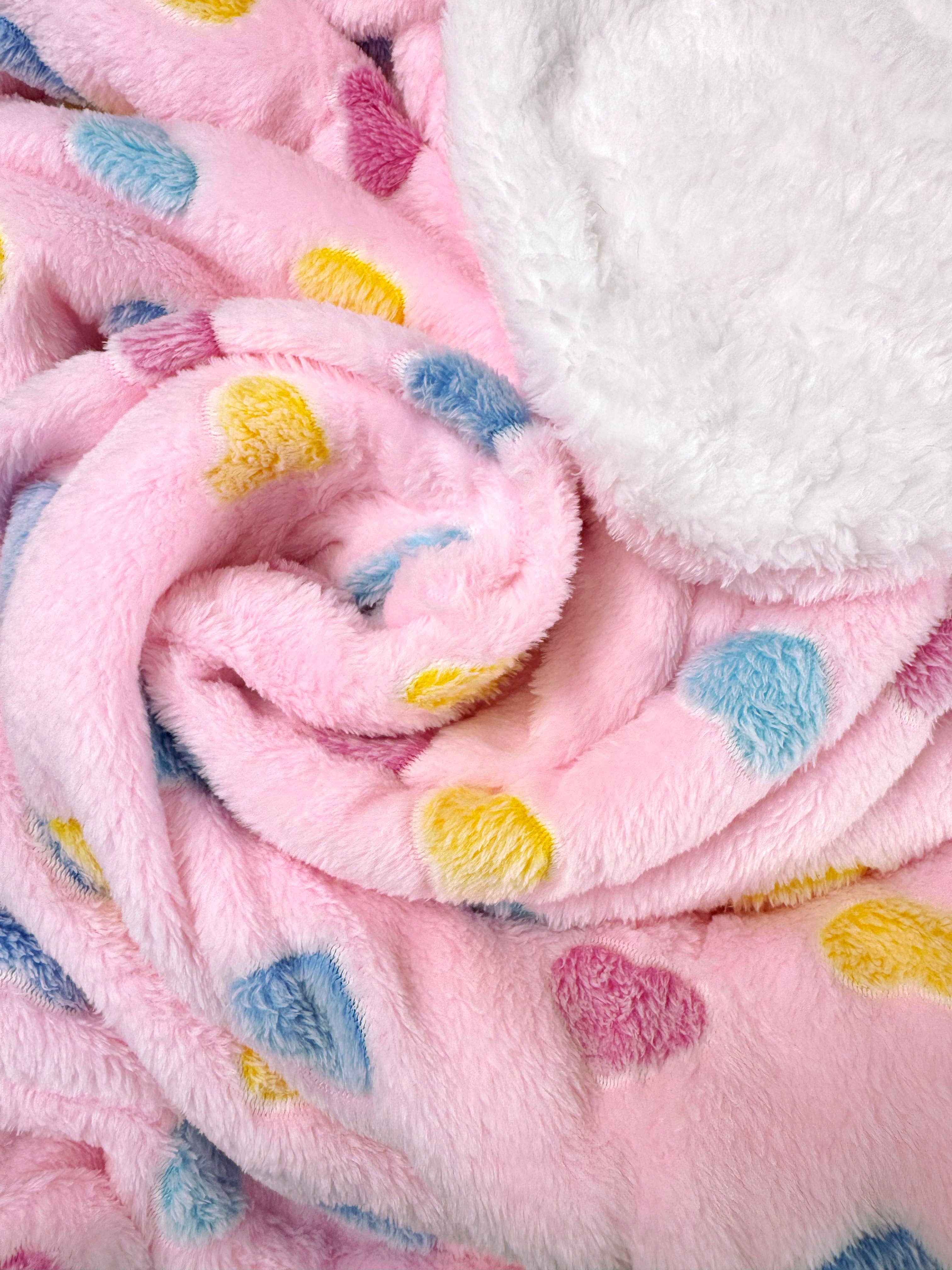 Klippo Pet - Wholesale Pet Blanket - Cat/Dog - Double Layer Ultra Plush Colorful Hearts Blanket - 2 Colors6