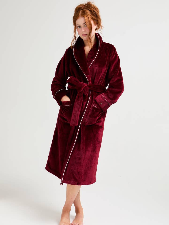Super Plush Robe in Claret for wholesale by Pretty You London