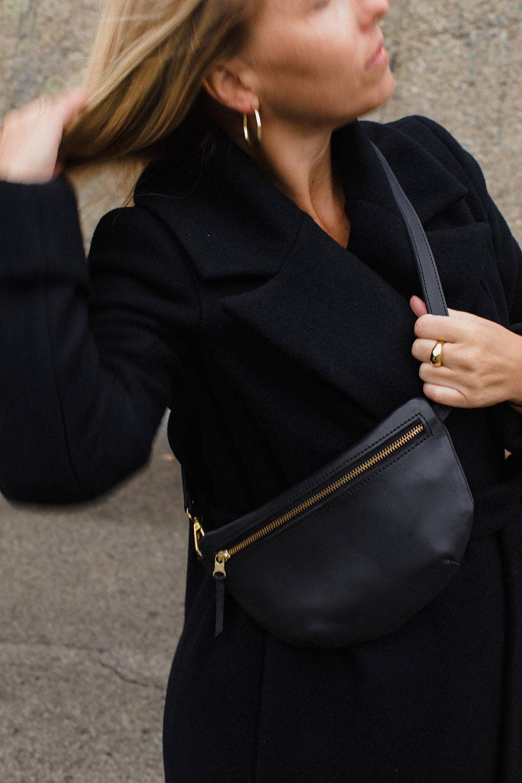 ABBY ALLEY - Wholesale Belt Bag - Women's - Sling Bag, Black2