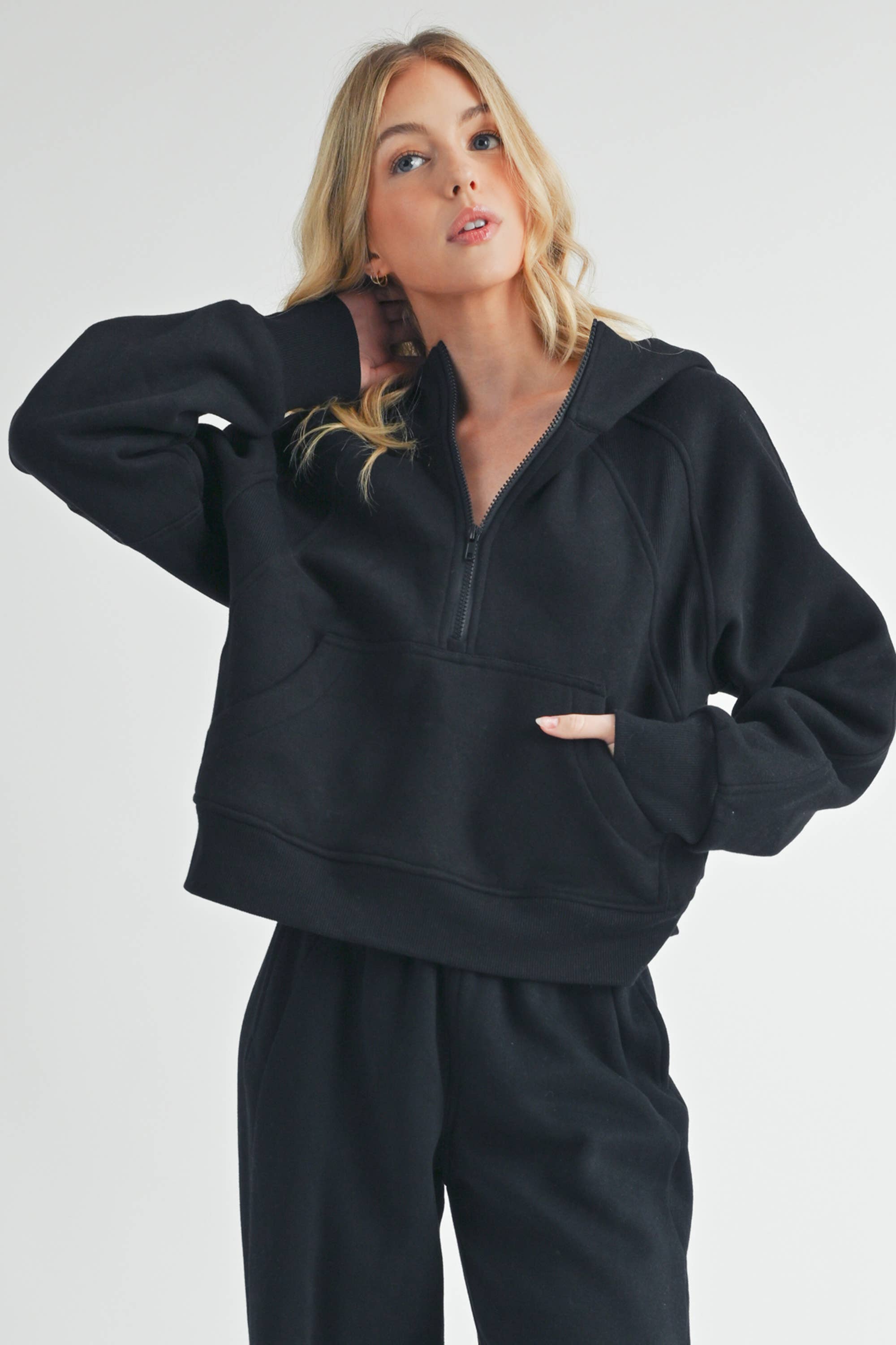 AEMI + CO – wholesale Hoodie – Women's – *SMALL ONLY* 946CK Drea Half-Zip Hoodie9