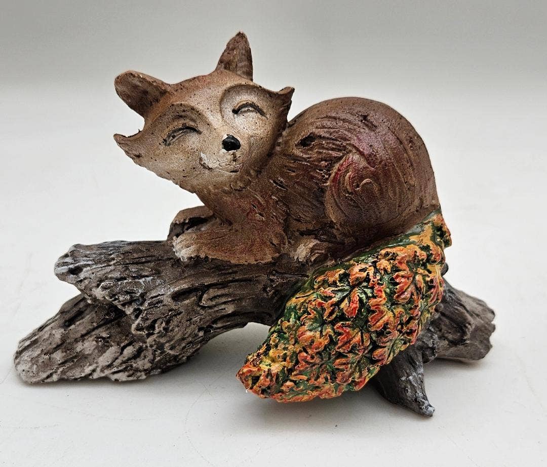 Green Pastures Wholesale - Wholesale Decorative Figurine - Fall polyresin decorative figurine- 5" fox0