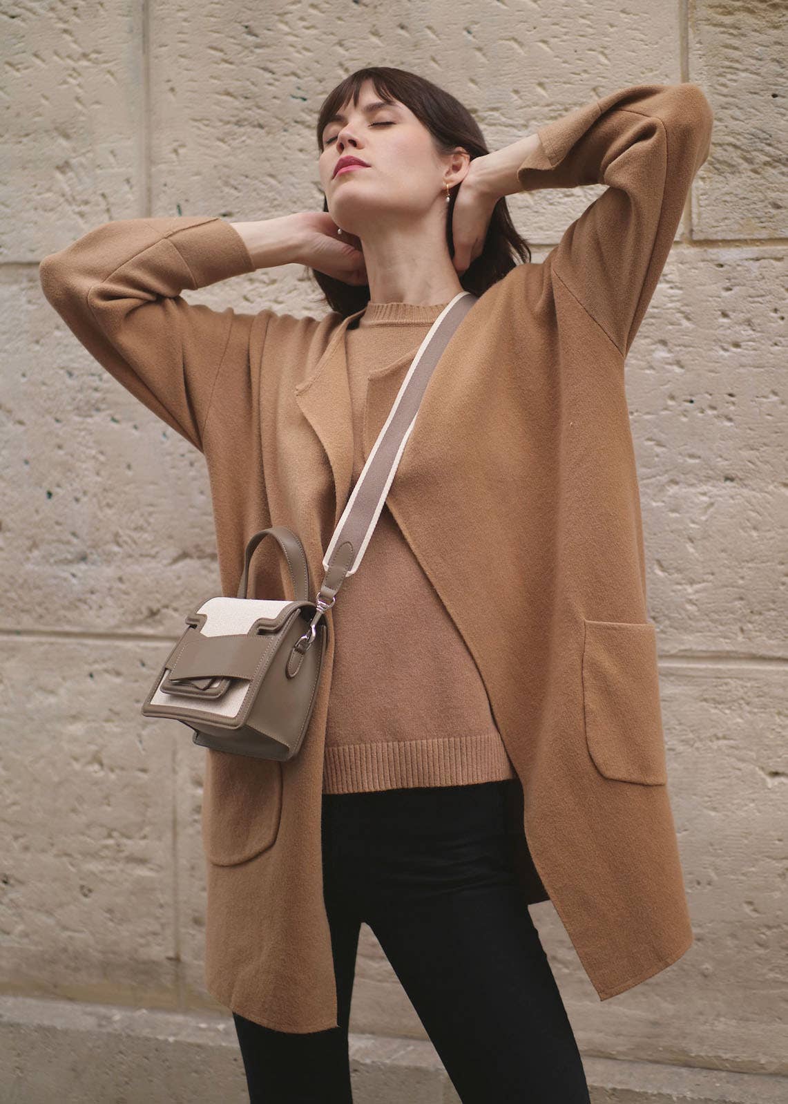 JULIA PARIS – Großhandel Messenger Bag – Damen – Canvas-Tasche mit Handgriff und Schulterriemen aus Leder7