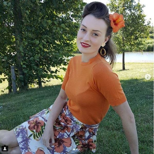 Mak – Engroshandel Strikket top - Dame – Halv-ærmet Crewneck Letvægts blød pullover Tee MK3664Y27