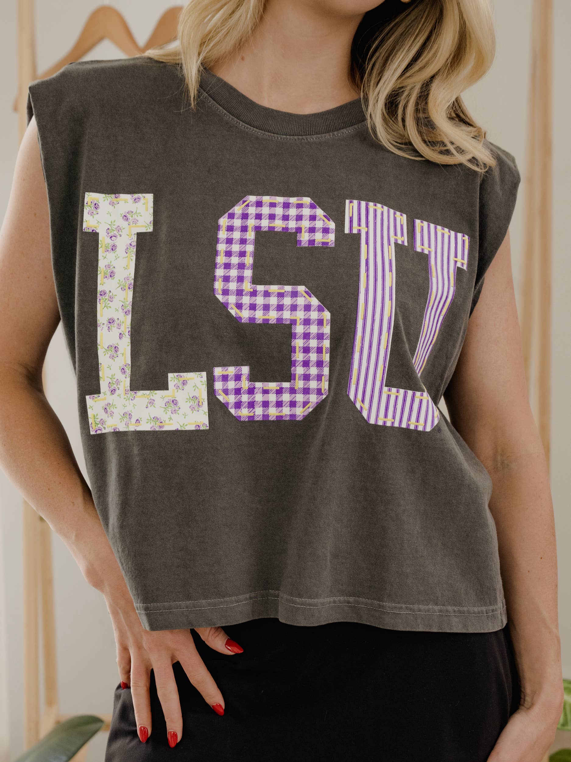 LivyLu - Wholesale Tank Top - Women's - LSU Louisiana State Tigers Quilted Puff Ink Smoke Tank 1