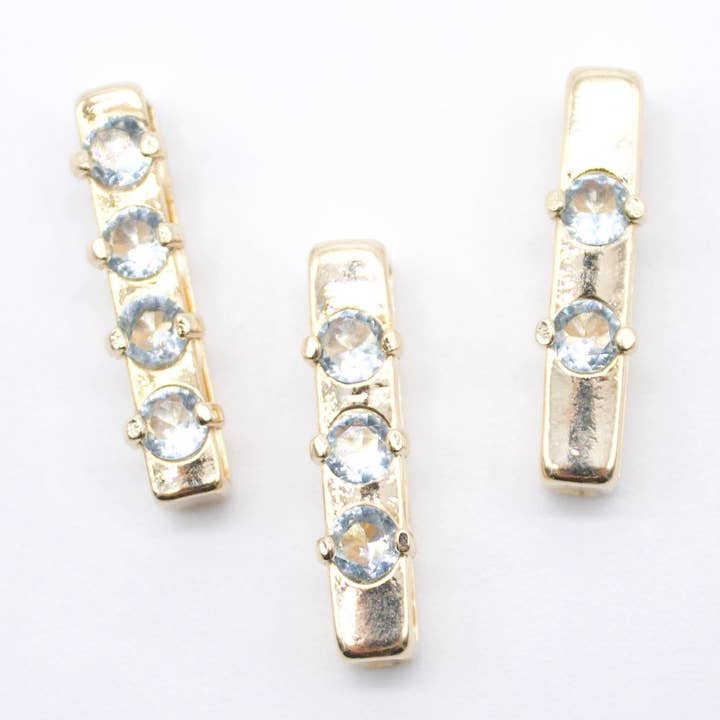 18K goudgevulde doorzichtige CZ Hollow Block hangbedeltje voor wholesale door MIA Jewelry