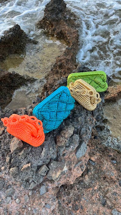 SIBYLLADELPHICA - Wholesale Clutch Bag - Women's - Mini Metallic Gold Crochet Clutch Bag - Persefoni10