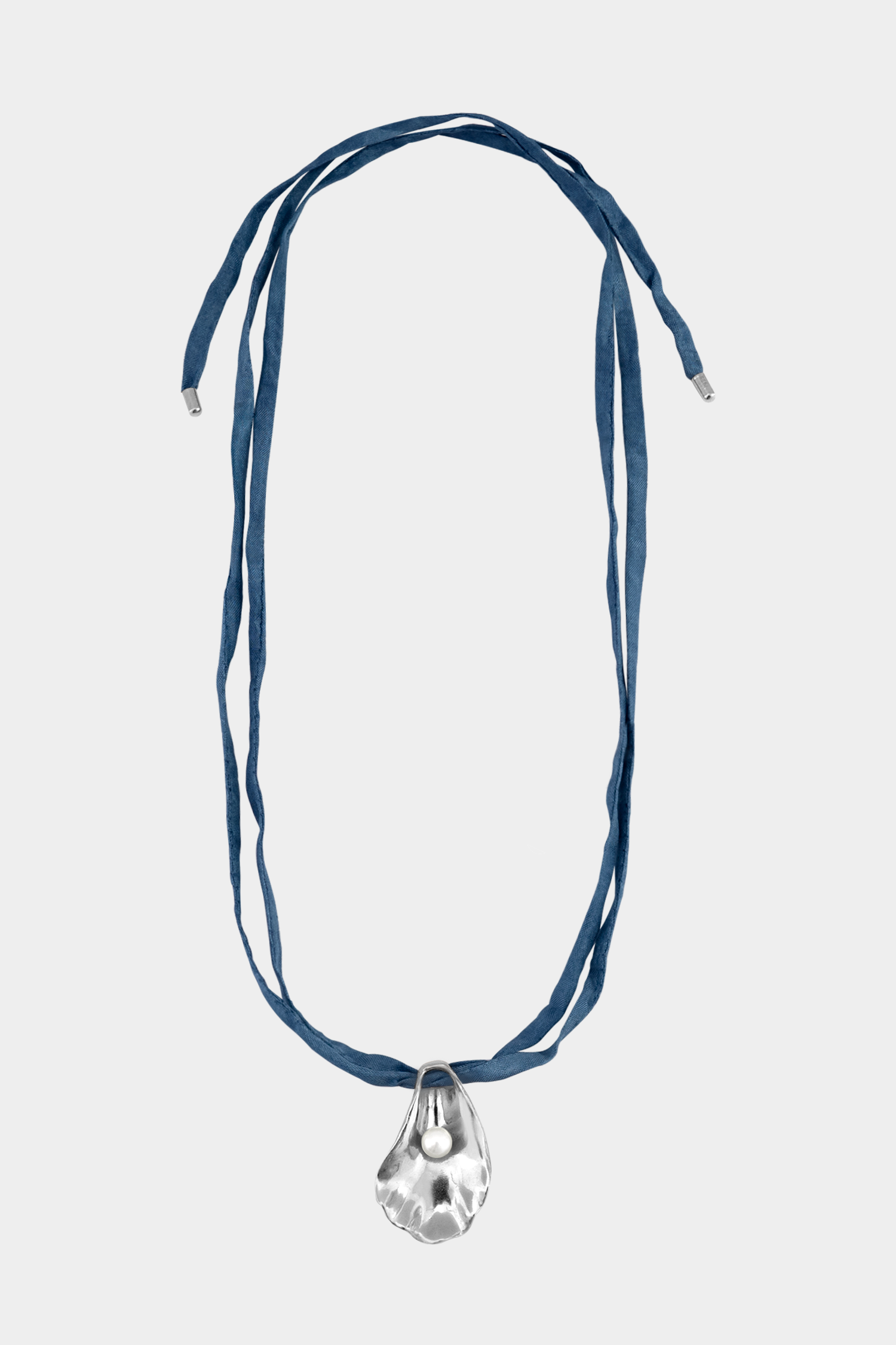 Kara Yoo - Vendita all'ingrosso Collana con ciondolo/pendaglio - Collana di Conchiglie d'Ostrica su Seta Grezza7