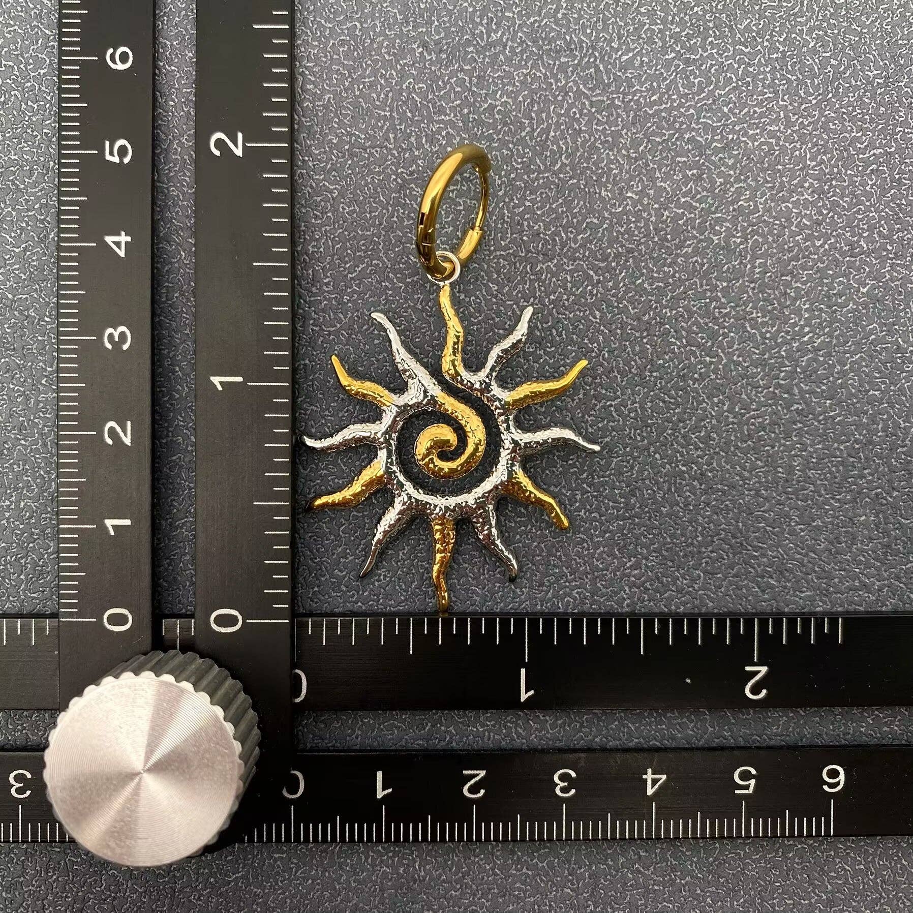 Mio Queena - Vente Petits anneaux - Boucles d'oreilles créoles en acier inoxydable doré 18L Vortex bicolore - FGS/MS3