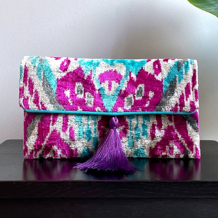 Pochette Ikat Alassio en velours de soie pour la vente par Mila∞Miro by Emelie