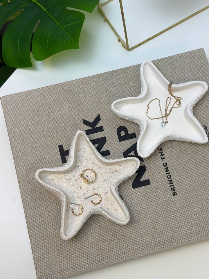 Starfish Trinket Dish for wholesale by Luxe Home Decor Ltd