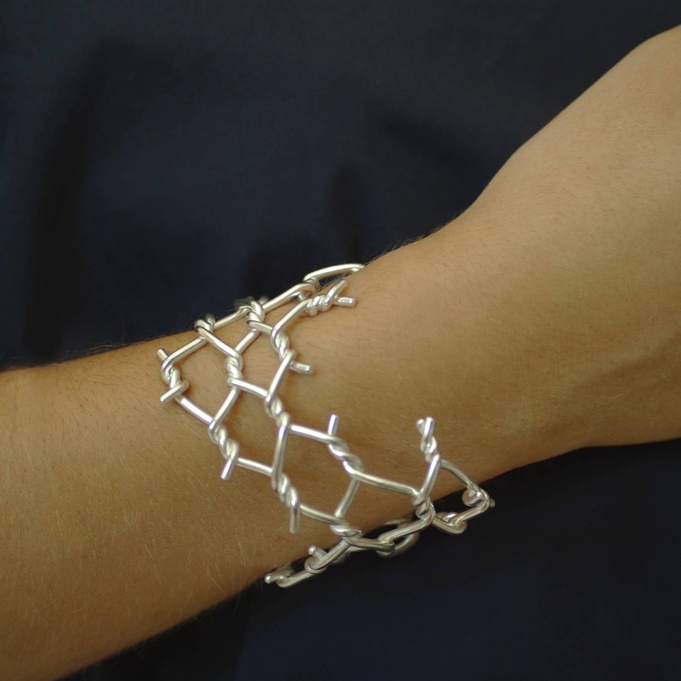 A MAR LIBRE – wholesale Manschettarmband – AMARRES Manschett/SILVER2