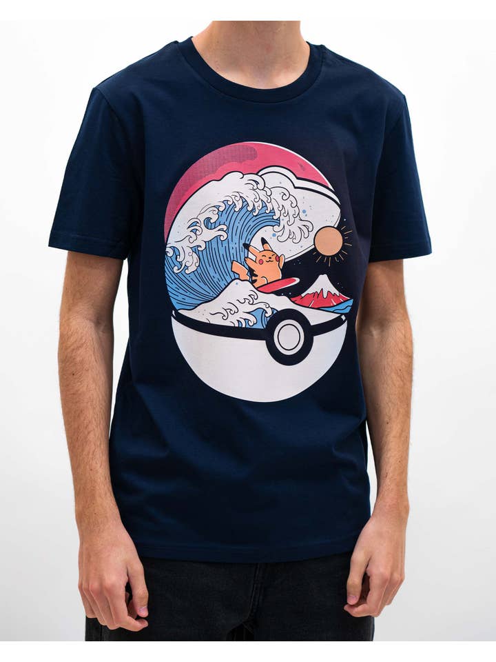 Marina Militare T-shirt Pokemon Wave - Simpatica maglietta Pikachu in vendita all'ingrosso su Faire