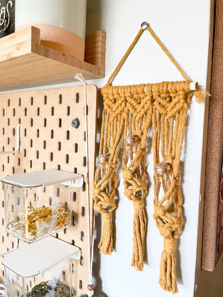 Estação de propagação de parede por atacado de Looma Studios