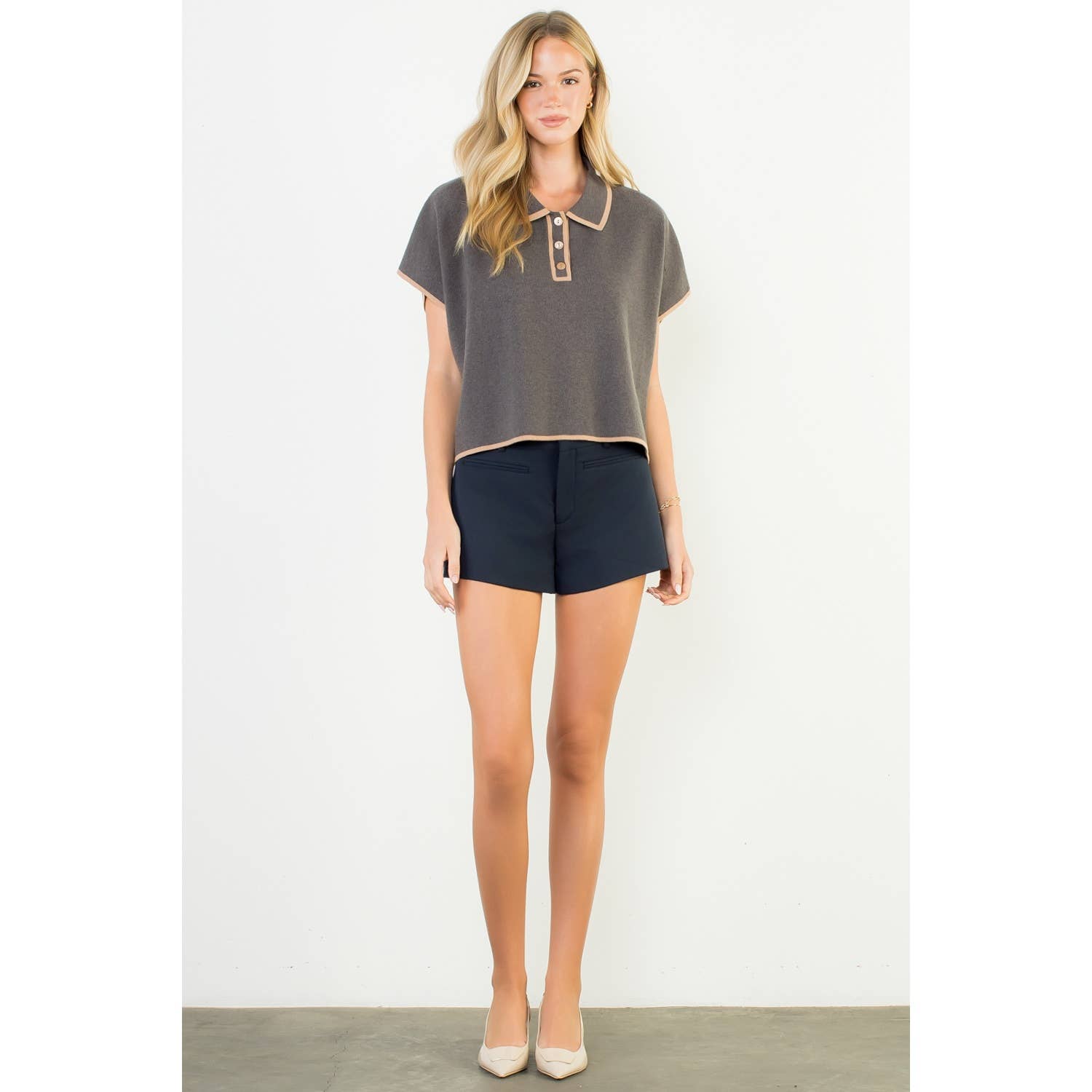 THML - Wholesale T-Shirt - Women's - Short Sleeve Collared Top2