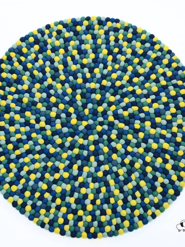 Green & Yellow Wool Area Rug: Round, Soft, Durable, Handmade for wholesale by Woollyfelt
