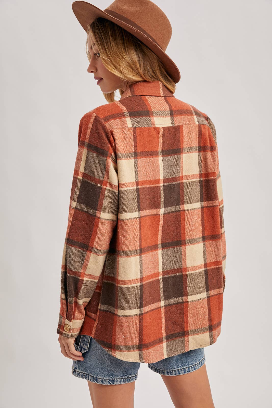 Bluivy - Wholesale Shirt Jacket/Shacket - Women's - FLANNEL PLAID SHACKET WITH POCKETS39