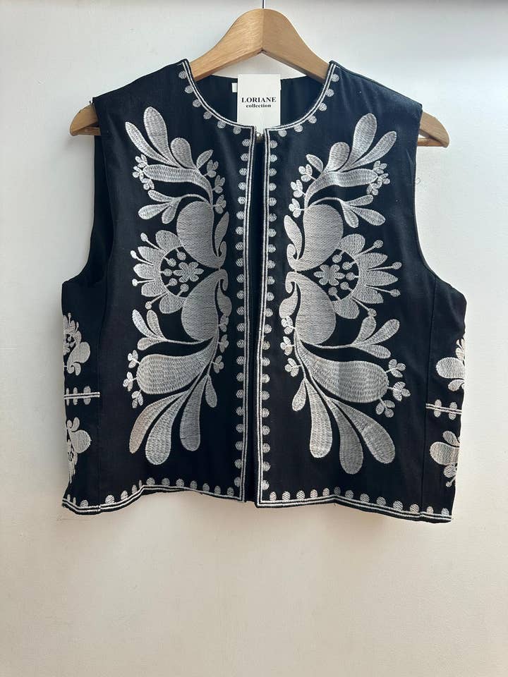 LORIANE - Wholesale Outerwear Vest - Women's - 2365 Plain vest