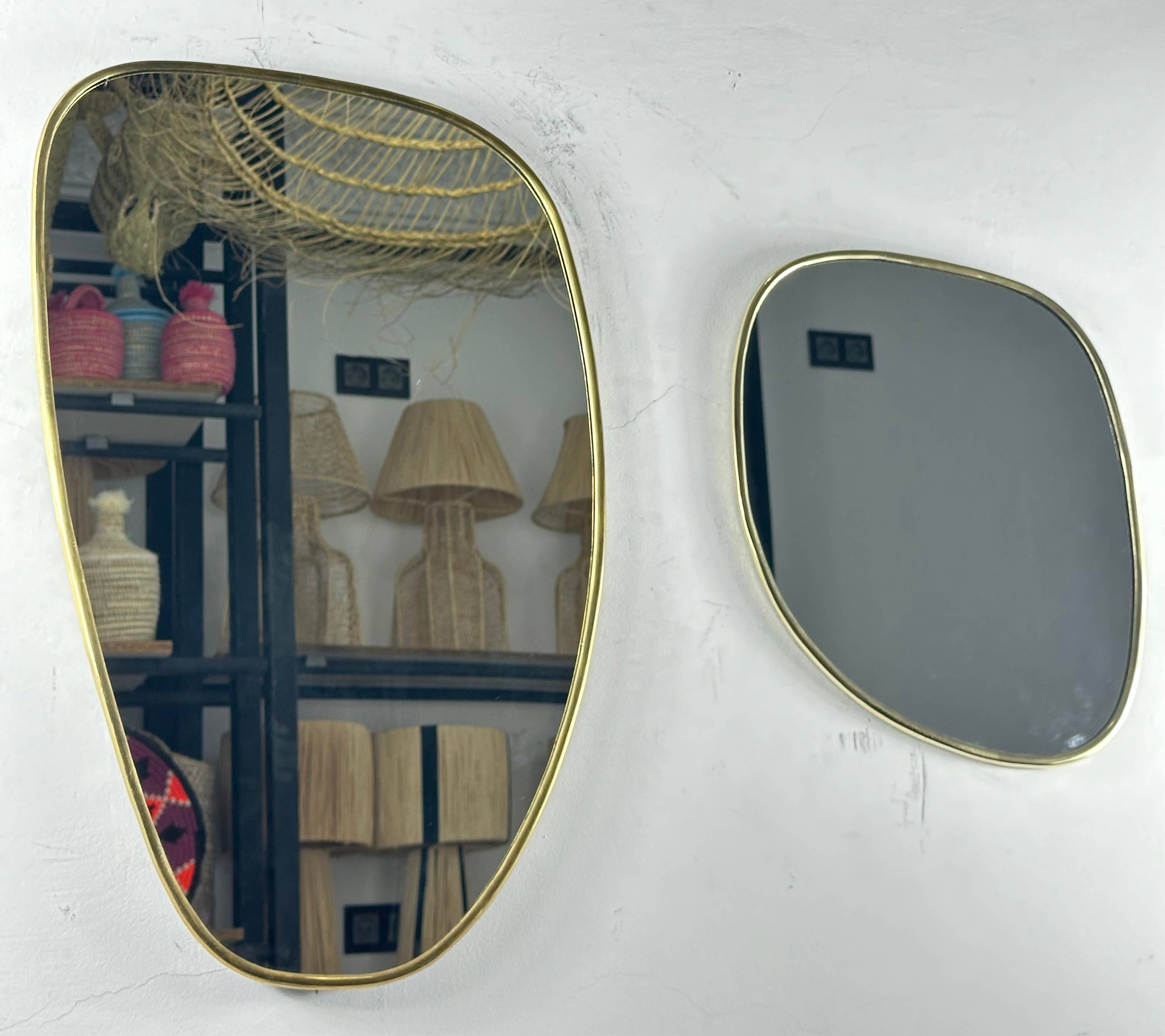 Mikwi - Wholesale Wall Mirror - Irregular Golden Mirror, Gold Mirror, Brass Mirror, Mirror1