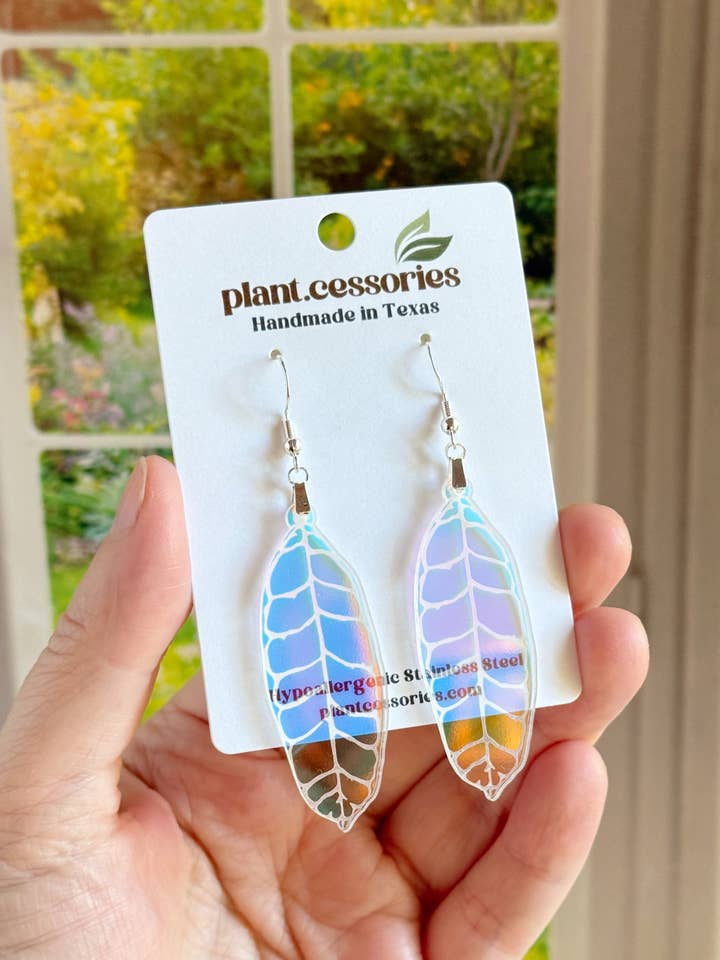 Iridescent Hoya Callistophylla Leaf Earrings for wholesale by plant.cessories