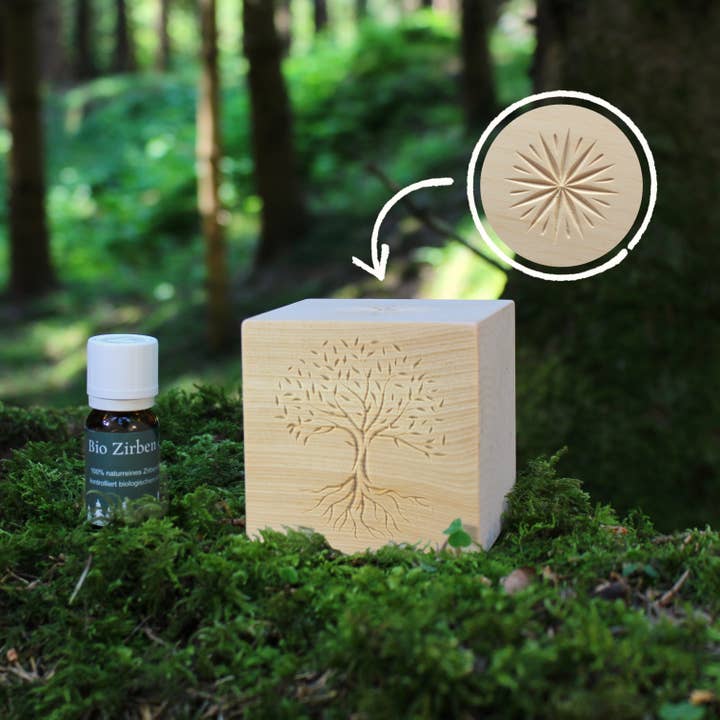 Gebrüder Holz - Wholesale Essential Oil - Swiss pine tree cube with organic pine oil3