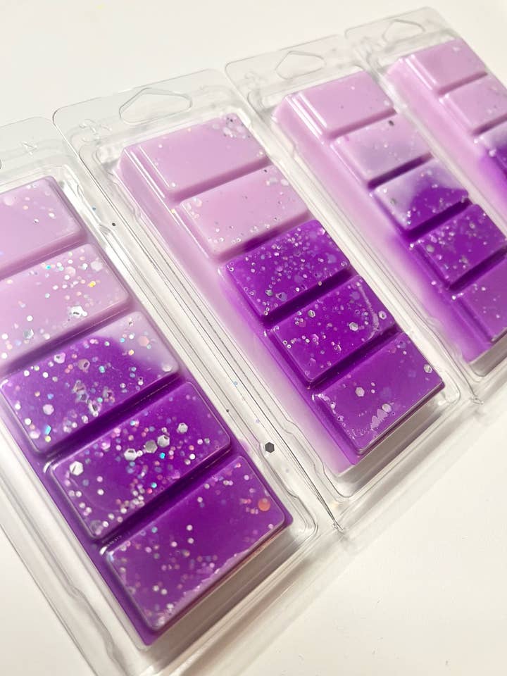 Lavish Blossom for wholesale by The Fizz Bizz