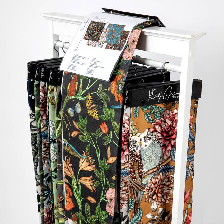 Nadja Wedin design - Wholesale Retailer Sample - Home Decor - Fabric sample hanger: pattern Ivy3