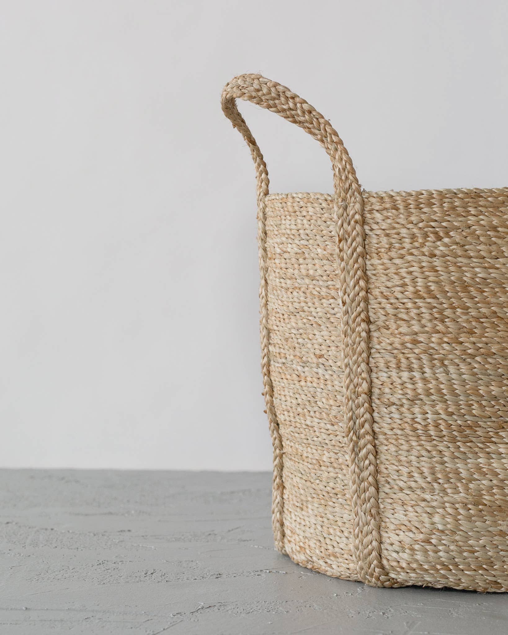 Will & Atlas - Wholesale Laundry Basket - Round Laundry Basket, jute2