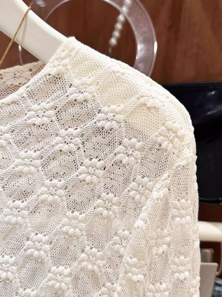 Rosa Clothing - Wholesale T-Shirt - Women's - Sheer Mesh Diamond Floral Lace Layering Fitted Crew Top10