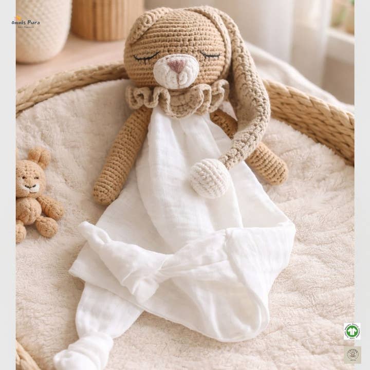 Organische Handgemaakte Kinderkamer Decoratie, Geboortegeschenk, Slapende Beer voor wholesale door Omnis Pura