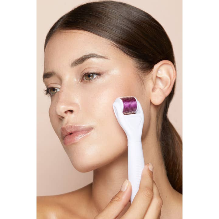 WHITE Dermaroller Micro Needles 6in1 for wholesale on Faire