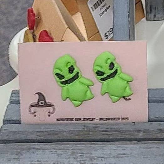 Pendientes Oogie Boogie para venta al por mayor de Wandering Ram Jewelry
