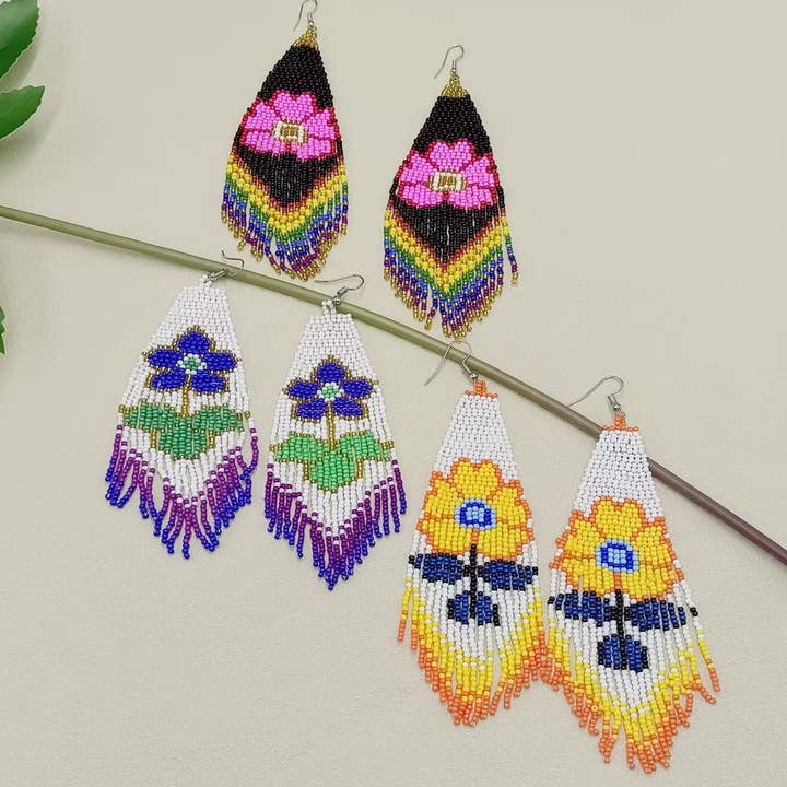 Mio Queena - Wholesale Tassel Earrings - Flower Pattern Seed Beads Fringe Earrings - SB6