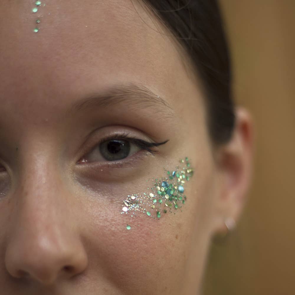 Savonnerie Aubergine - Wholesale Body Glitter/Shimmer - Glitter - Le Bal des Sardines - plant-based biodegradable2