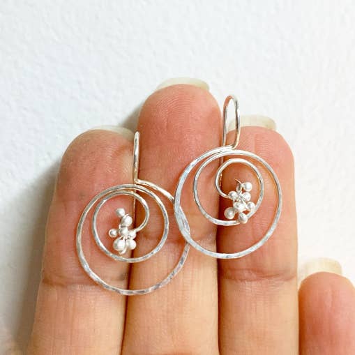 YedOmi Jewelry – wholesale Hängande örhängen – Luna Örhängen2