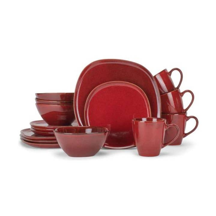 16 st middagsset slät röd för wholesale av EAST AVENUE