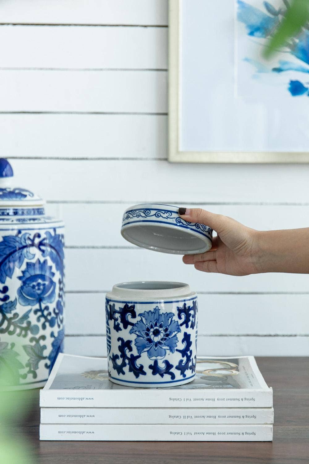 A&B Home Group Inc. – wholesale Prydnadsburk – D5x5,5" Aline Dekorativ Teaskrin - Blå/Vit5