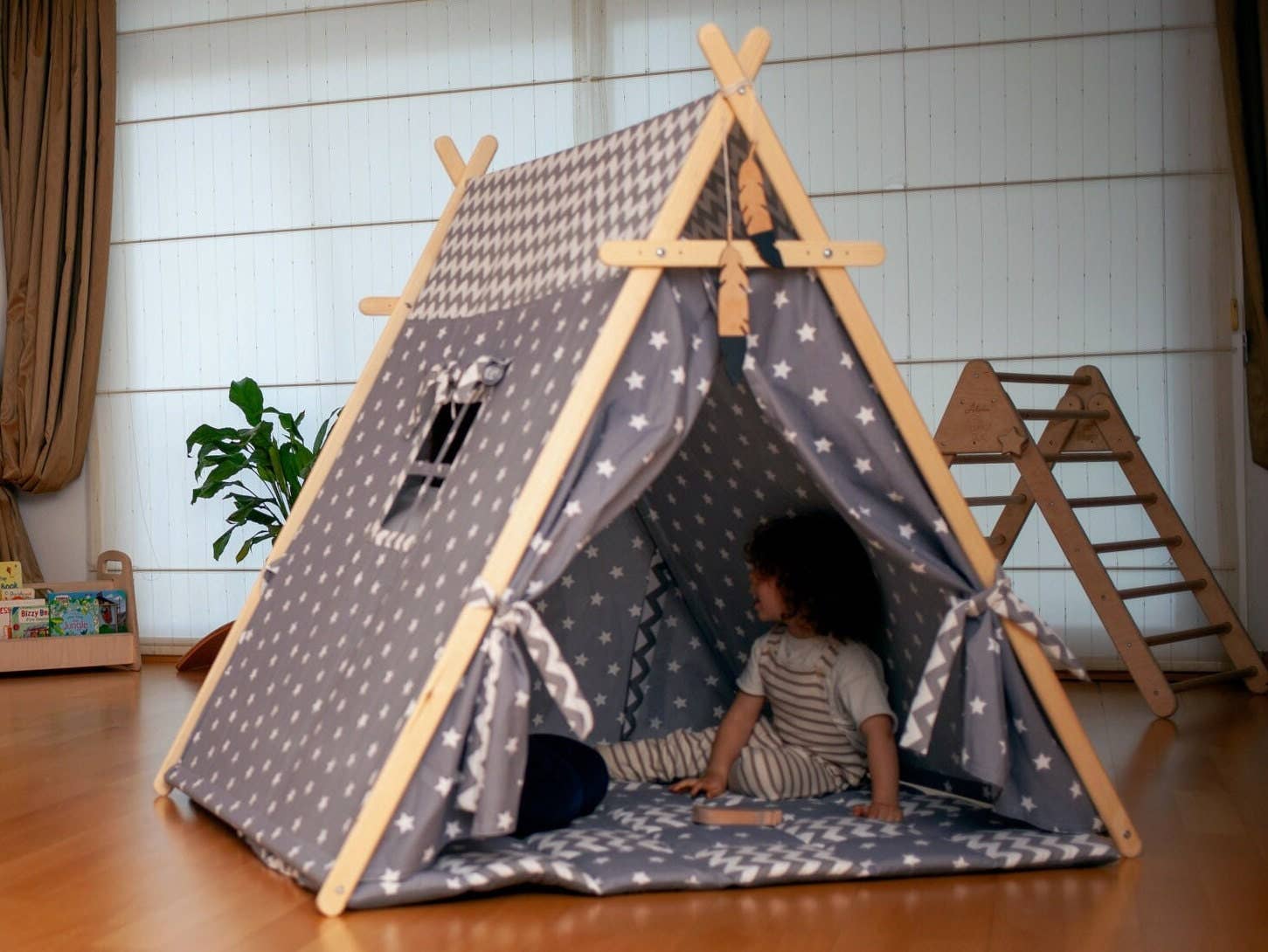 kidodido - Wholesale Tent - Kids - Kids Teepee, XL Size Indoor Teepee Tent, Tent and Playmat3