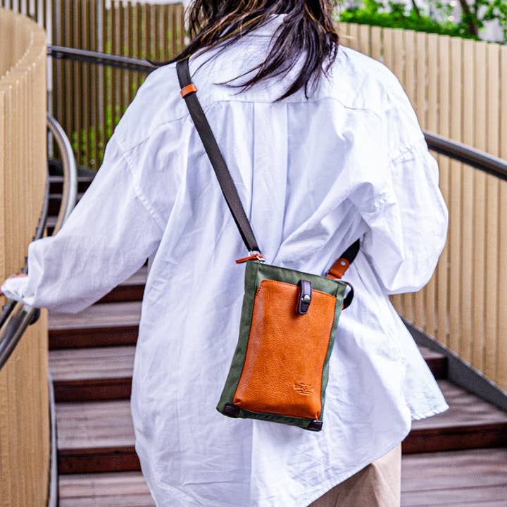 (NEW) - Shoulder Bag VGN for wholesale by Harvest Label